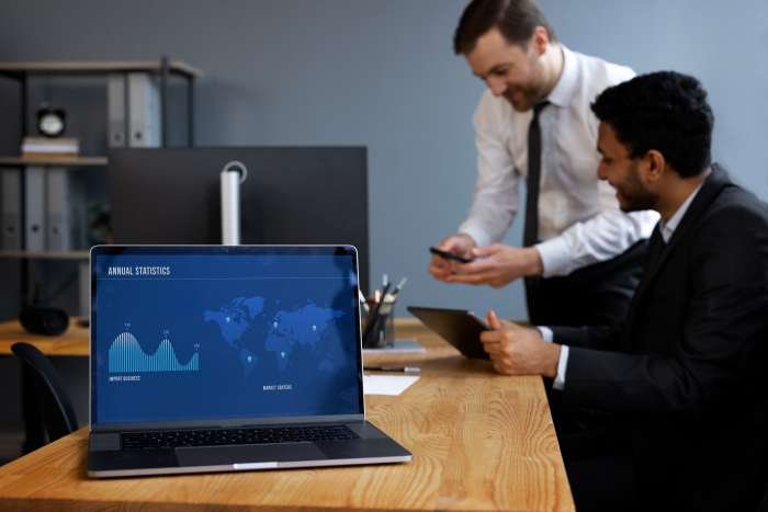 How MT5 Traders Are Scaling Fast with Instant Funding Models